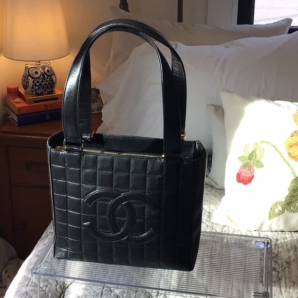 Rare Authentic Chanel - Picture 2 of 16